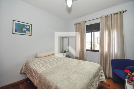 Apartamento à venda com 180m², 4 quartos e 4 vagas Apartamento à venda com 180m², 4 quartos e 4 vagasSuíte 1