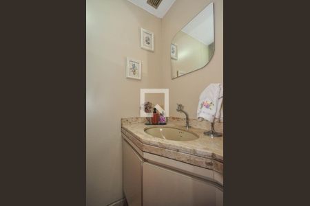 Apartamento à venda com 180m², 4 quartos e 4 vagas Apartamento à venda com 180m², 4 quartos e 4 vagasLavabo