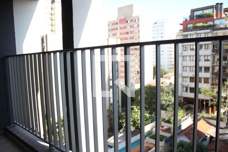 Varanda de kitnet/studio para alugar com 1 quarto, 26m² em Cerqueira César, São Paulo
