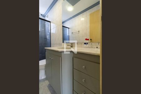 Apartamento para alugar com 104m², 3 quartos e 2 vagasBanheiro social 