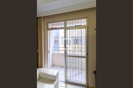 Varanda da sala  de apartamento para alugar com 3 quartos, 104m² em Castelo, Belo Horizonte