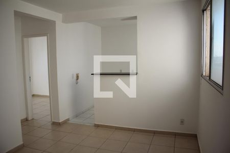 Sala de apartamento para alugar com 2 quartos, 44m² em Califórnia, Belo Horizonte