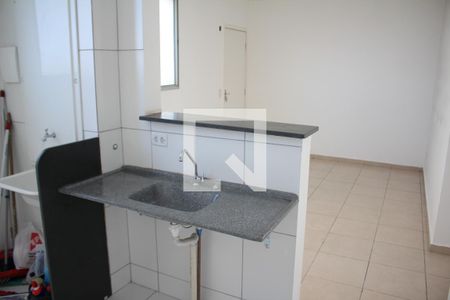 Apartamento à venda com 44m², 2 quartos e 1 vagaCozinha e Área de Serviço