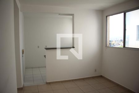 Sala de apartamento à venda com 2 quartos, 44m² em Califórnia, Belo Horizonte