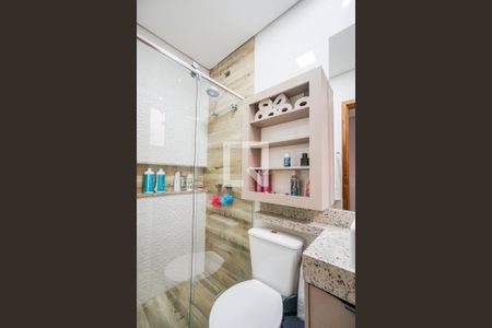 Casa à venda com 115m², 3 quartos e 3 vagasBanheiro social