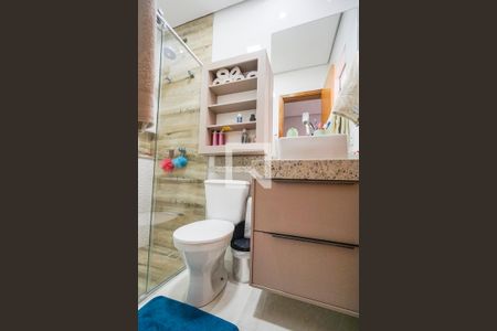 Casa à venda com 115m², 3 quartos e 3 vagasBanheiro social