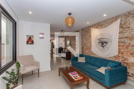 Sala de casa à venda com 3 quartos, 170m² em Vila Brasílio Machado, São Paulo