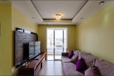 Sala de apartamento para alugar com 3 quartos, 70m² em Piqueri, São Paulo