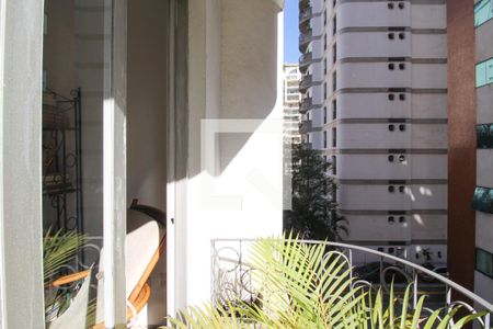 Varanda  de apartamento para alugar com 1 quarto, 42m² em Itaim Bibi, São Paulo