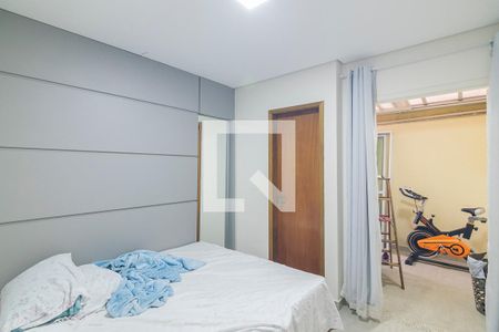 Quarto 1 Suite de apartamento para alugar com 3 quartos, 84m² em Utinga, Santo André
