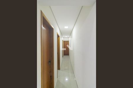 Corredor de apartamento para alugar com 3 quartos, 84m² em Utinga, Santo André