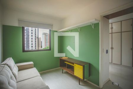 Sala / Cozinha de apartamento para alugar com 1 quarto, 28m² em Mirandópolis, São Paulo
