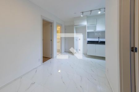 Sala/Cozinha de apartamento para alugar com 2 quartos, 34m² em Vila Prudente, São Paulo