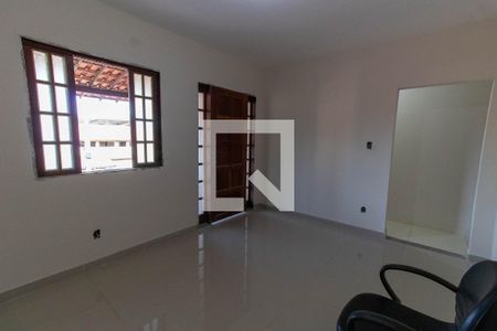 Sala de casa para alugar com 3 quartos, 65m² em Maria Paula, Niterói