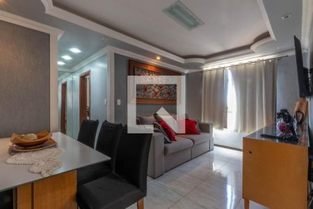 Sala de apartamento à venda com 3 quartos, 68m² em Flávio de Oliveira (barreiro), Contagem