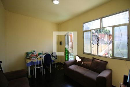 Sala de apartamento para alugar com 2 quartos, 69m² em Brás de Pina, Rio de Janeiro