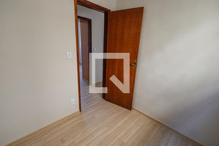 Quarto 2 de apartamento para alugar com 3 quartos, 57m² em Santa Rosa, Belo Horizonte