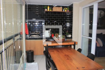 Apartamento à venda com 87m², 2 quartos e 2 vagasVaranda gourmet da sala
