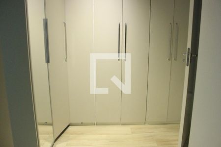 Apartamento à venda com 87m², 2 quartos e 2 vagasCloset