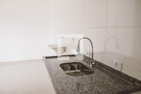Cozinha e Área de Serviço de kitnet/studio para alugar com 0 quarto, 18m² em Vila Baruel, São Paulo