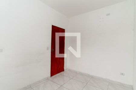 Quarto de casa para alugar com 1 quarto, 40m² em Jardim Presidente Dutra, Guarulhos