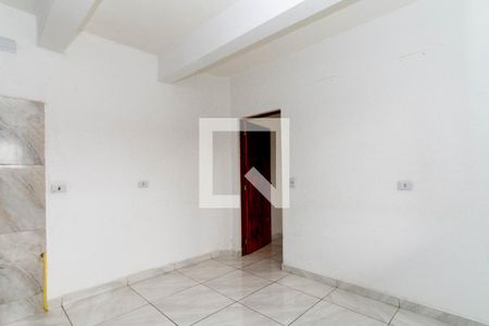 Sala de casa para alugar com 1 quarto, 40m² em Jardim Presidente Dutra, Guarulhos