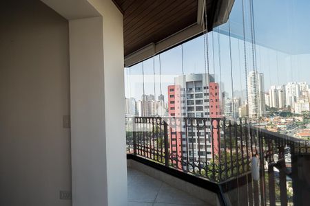 Varanda de apartamento à venda com 4 quartos, 156m² em Chácara Inglesa, São Paulo
