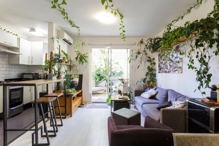 Sala de apartamento à venda com 2 quartos, 90m² em Indianópolis, São Paulo