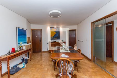 Sala de apartamento à venda com 3 quartos, 111m² em Grajaú, Belo Horizonte