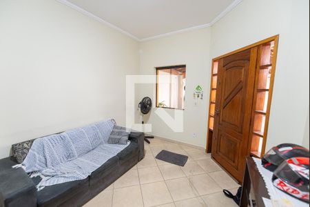 Antesala de casa para alugar com 3 quartos, 320m² em Piracangaguá (chácara Flórida), Taubaté