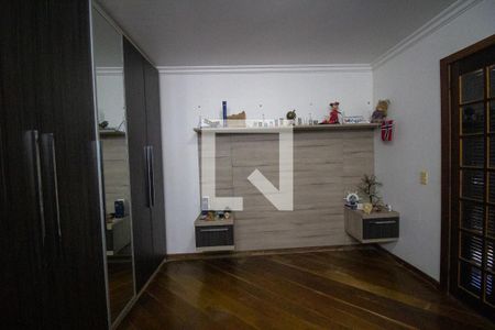 Casa à venda com 610m², 4 quartos e 3 vagasQuarto 1