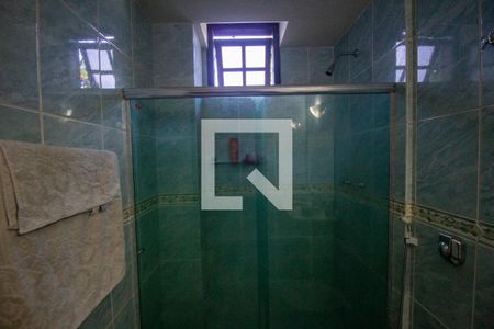 Casa à venda com 610m², 4 quartos e 3 vagasBanheiro Social