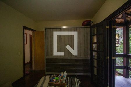 Casa à venda com 610m², 4 quartos e 3 vagasQuarto 2