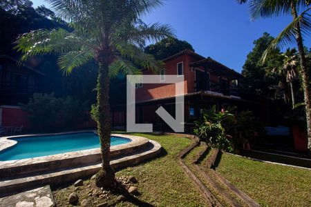 Casa à venda com 610m², 4 quartos e 3 vagasQuintal