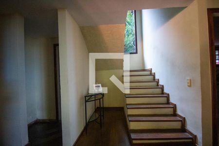 Escadas de casa à venda com 4 quartos, 610m² em Vargem Grande, Rio de Janeiro