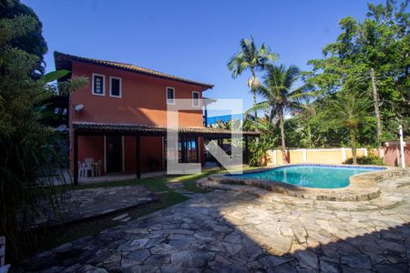 Casa à venda com 610m², 4 quartos e 3 vagasQuintal