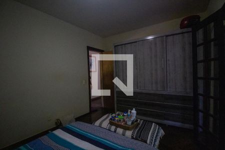 Casa à venda com 610m², 4 quartos e 3 vagasQuarto 2