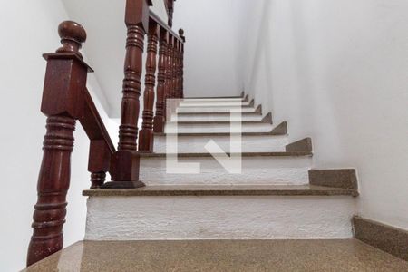 Escada de casa à venda com 5 quartos, 160m² em Cidade Patriarca, São Paulo