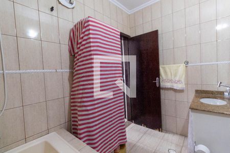 Casa à venda com 160m², 5 quartos e 5 vagas Casa à venda com 160m², 5 quartos e 5 vagasBanheiro da Suíte 1