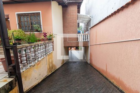 Casa à venda com 160m², 5 quartos e 5 vagas Casa à venda com 160m², 5 quartos e 5 vagasGaragem