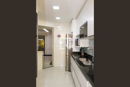 Cozinha de casa de condomínio à venda com 3 quartos, 162m² em Mauá, São Caetano do Sul