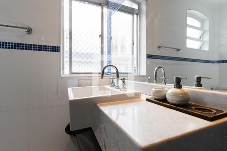Apartamento para alugar com 128m², 3 quartos e 1 vagaBanheiro