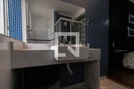Apartamento para alugar com 128m², 3 quartos e 1 vagaBanheiro