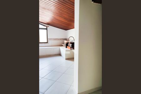 Casa à venda com 391m², 3 quartos e 4 vagasSotão