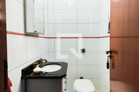 Casa à venda com 391m², 3 quartos e 4 vagasBanheiro Social