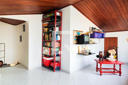 Casa à venda com 391m², 3 quartos e 4 vagasSotão