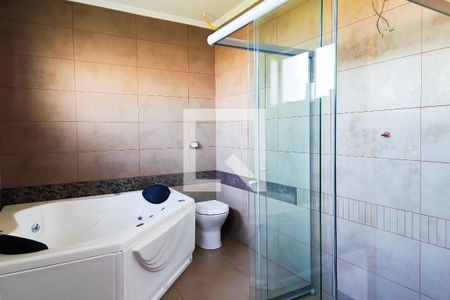 Casa à venda com 391m², 3 quartos e 4 vagasBanheiro da Suite 3