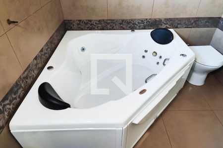 Casa à venda com 391m², 3 quartos e 4 vagasBanheiro da Suite 3