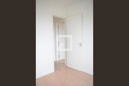 Quarto 2 de apartamento para alugar com 2 quartos, 48m² em Campo Comprido, Curitiba