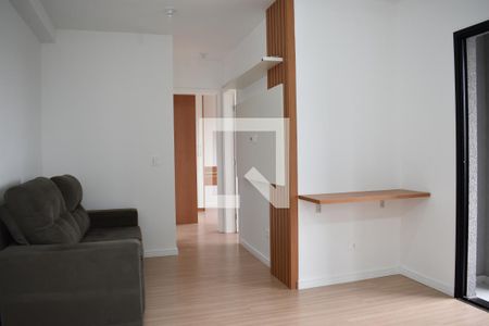 Sala de apartamento para alugar com 2 quartos, 48m² em Campo Comprido, Curitiba
